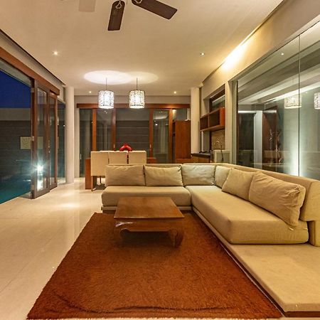 Nitya Loka Villas Kuta Lombok Exterior foto