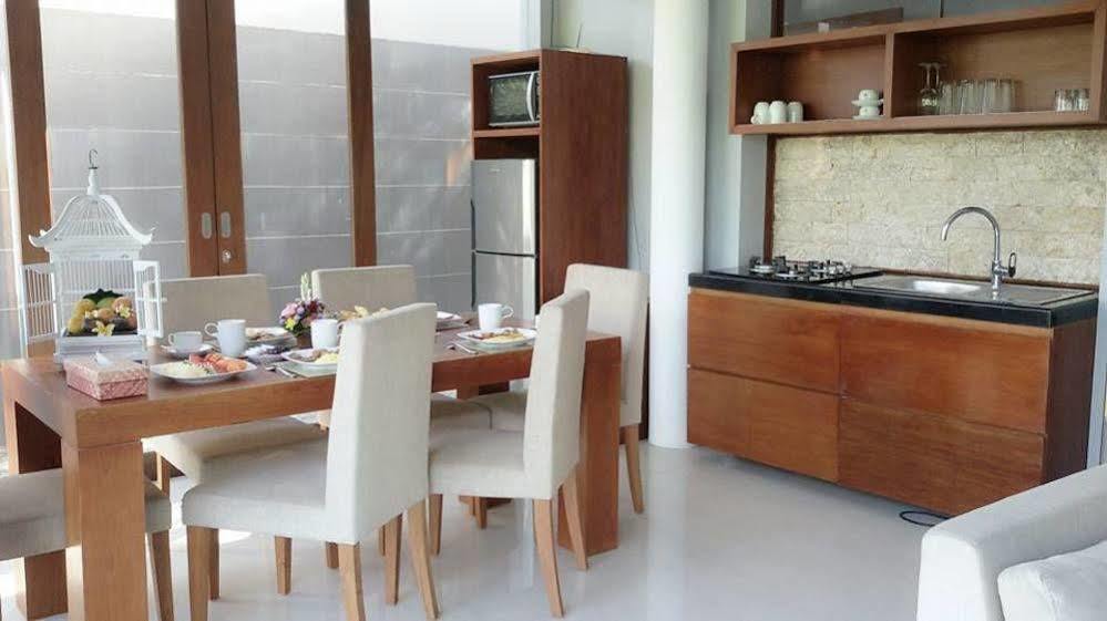 Nitya Loka Villas Kuta Lombok Exterior foto